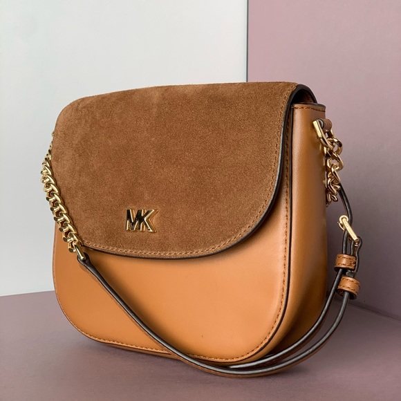 Michael Kors Crossbody - Picture 1 of 4